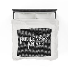 Load image into Gallery viewer, Hooten Knives Velveteen Plush Blanket
